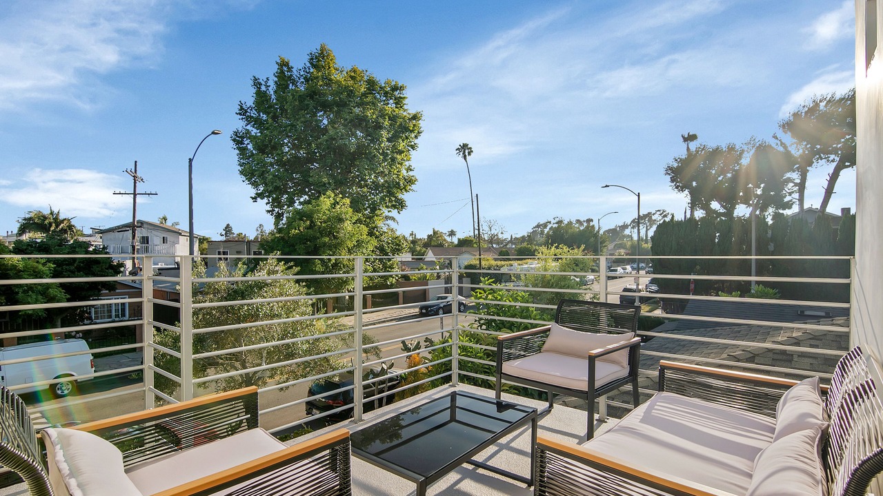 Photo of Outdoor in Mid City