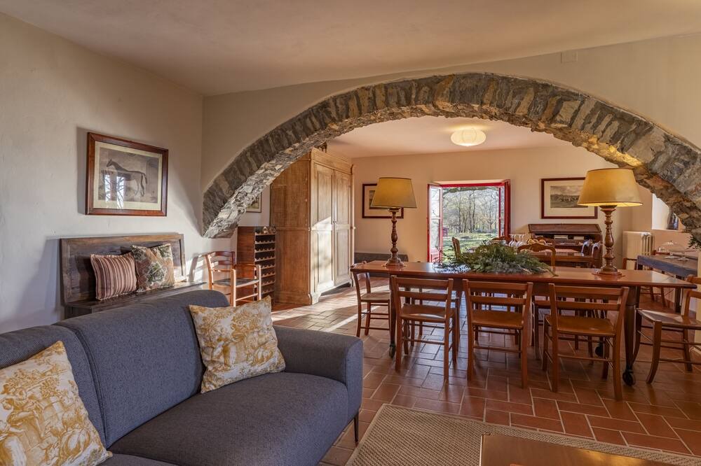 Photo of Livingroom in Sassetta