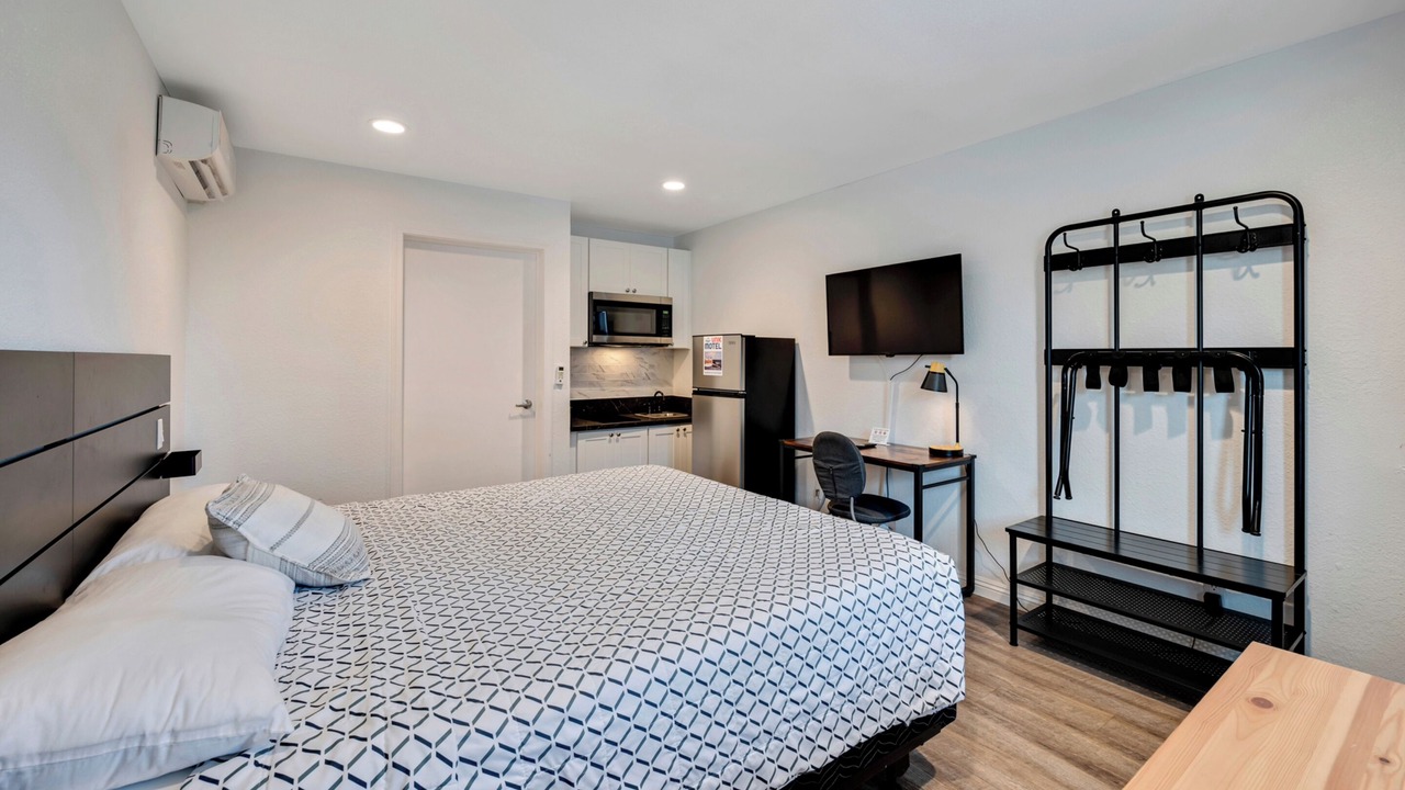 Photo of Bedroom in Harbor