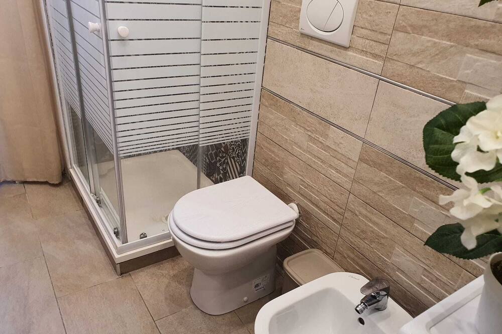 Photo of Bathroom in Civitavecchia