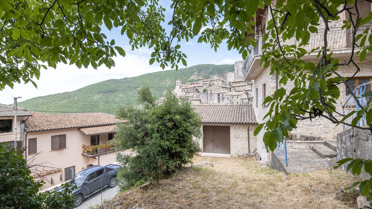 Photo of Outdoor in Polino