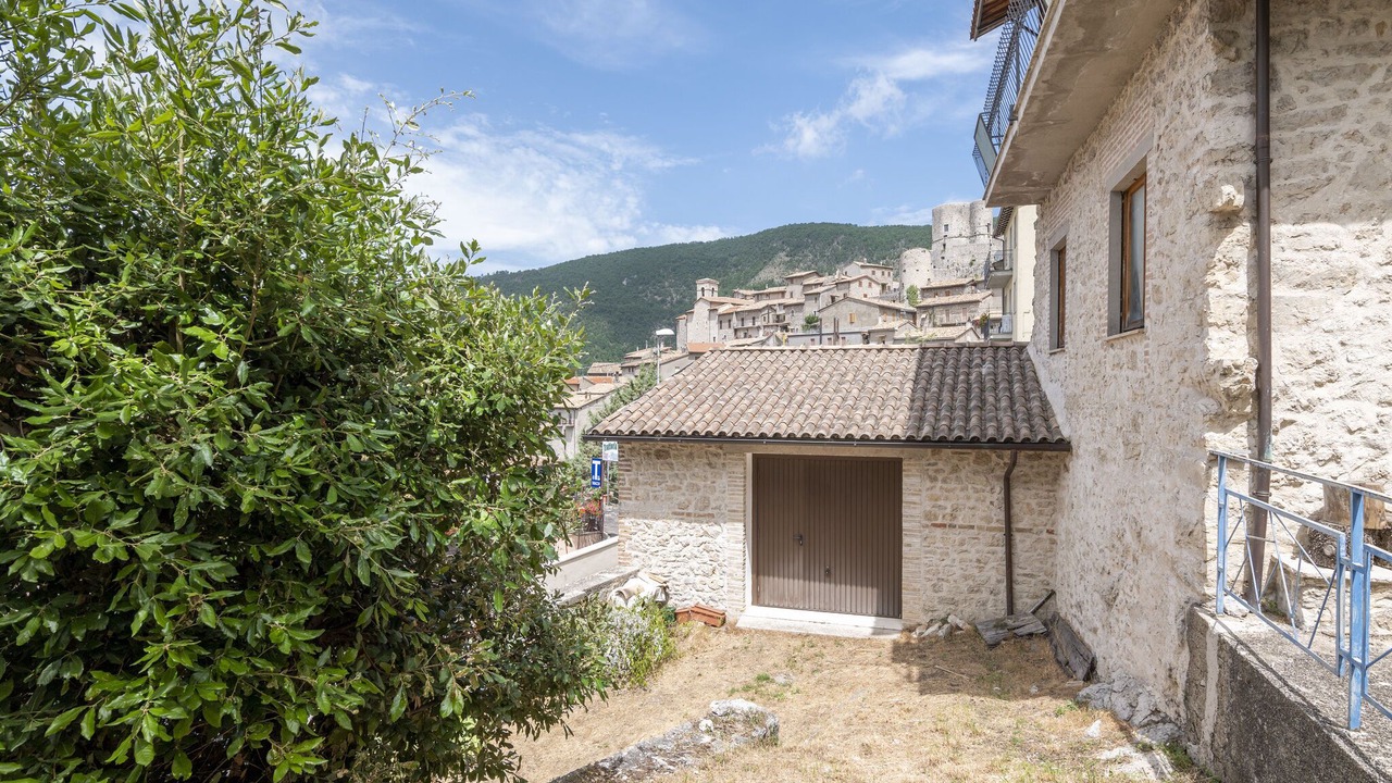 Photo of Outdoor in Polino