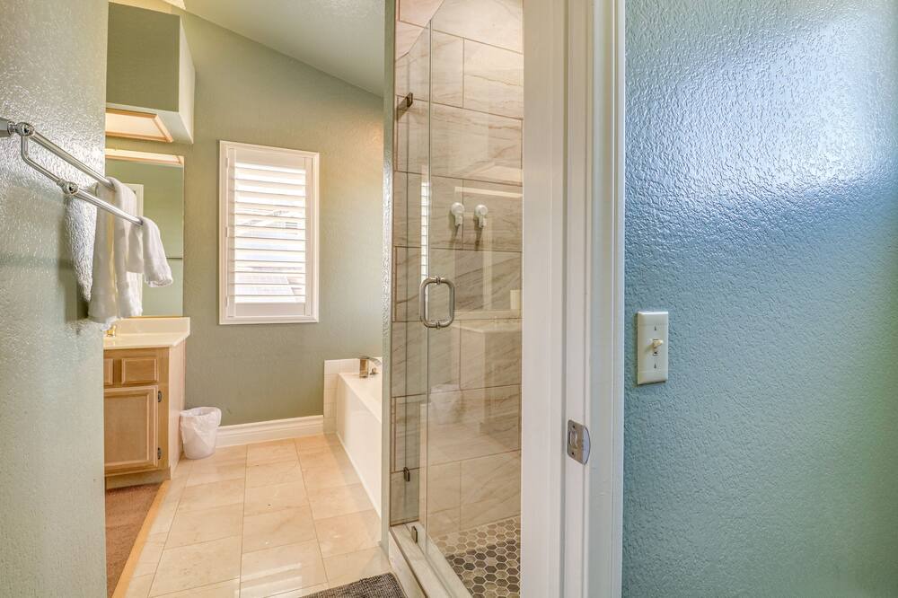 Photo of Bathroom in Palmdale