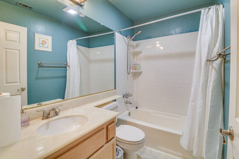 Photo of Bathroom in Palmdale