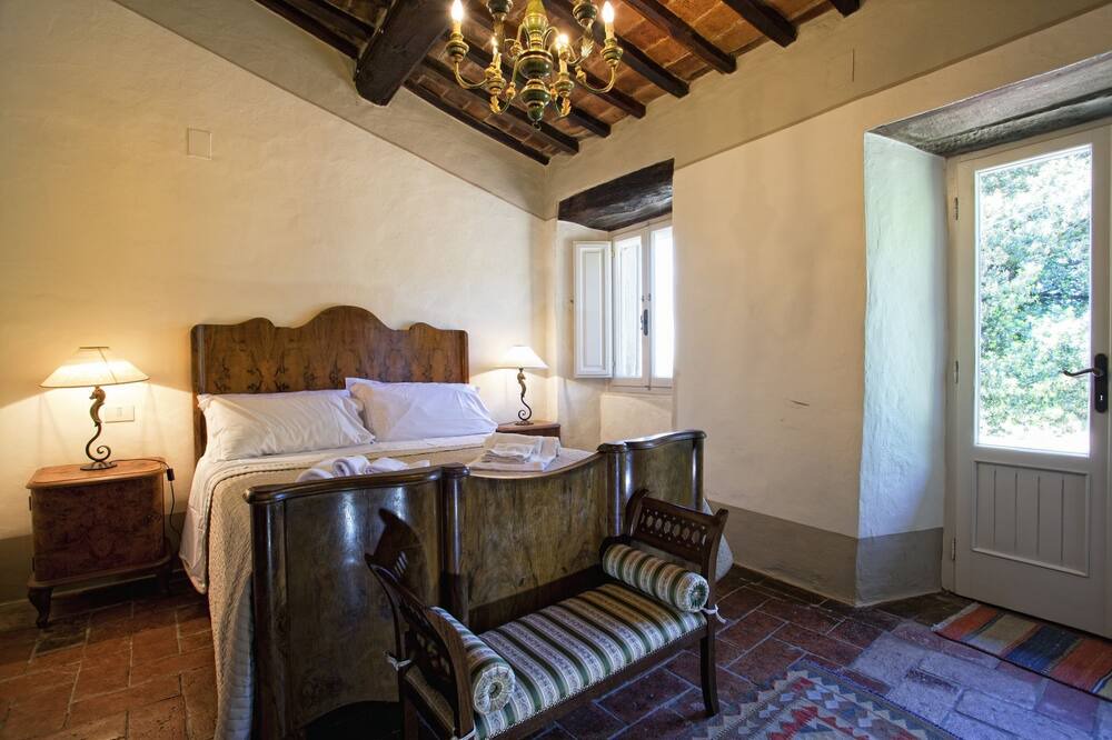 Photo of Bedroom in San Pietro a Cegliolo
