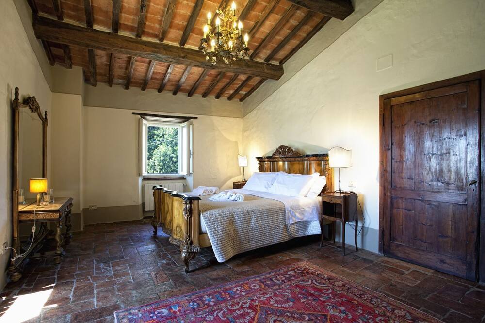 Photo of Bedroom in San Pietro a Cegliolo