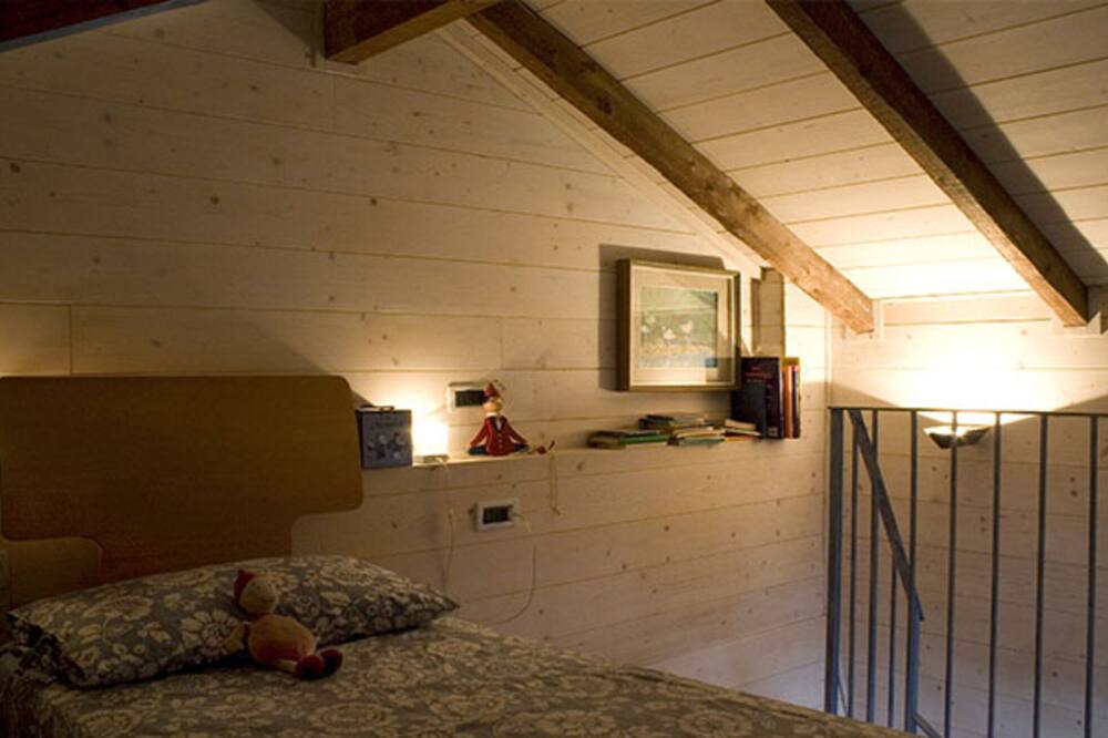 Photo of Bedroom in Celle Ligure