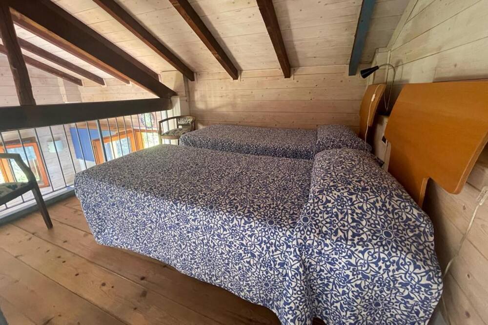 Photo of Bedroom in Celle Ligure