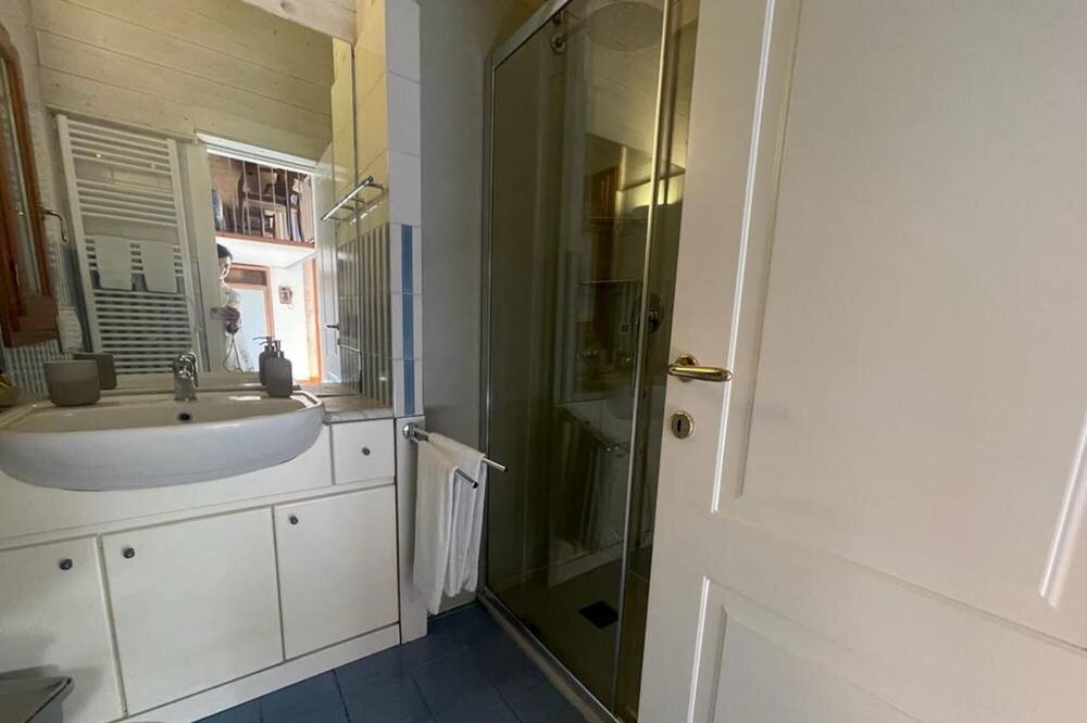 Photo of Bathroom in Celle Ligure