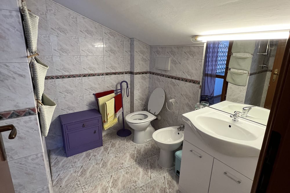 Photo of Bathroom in Morlupo