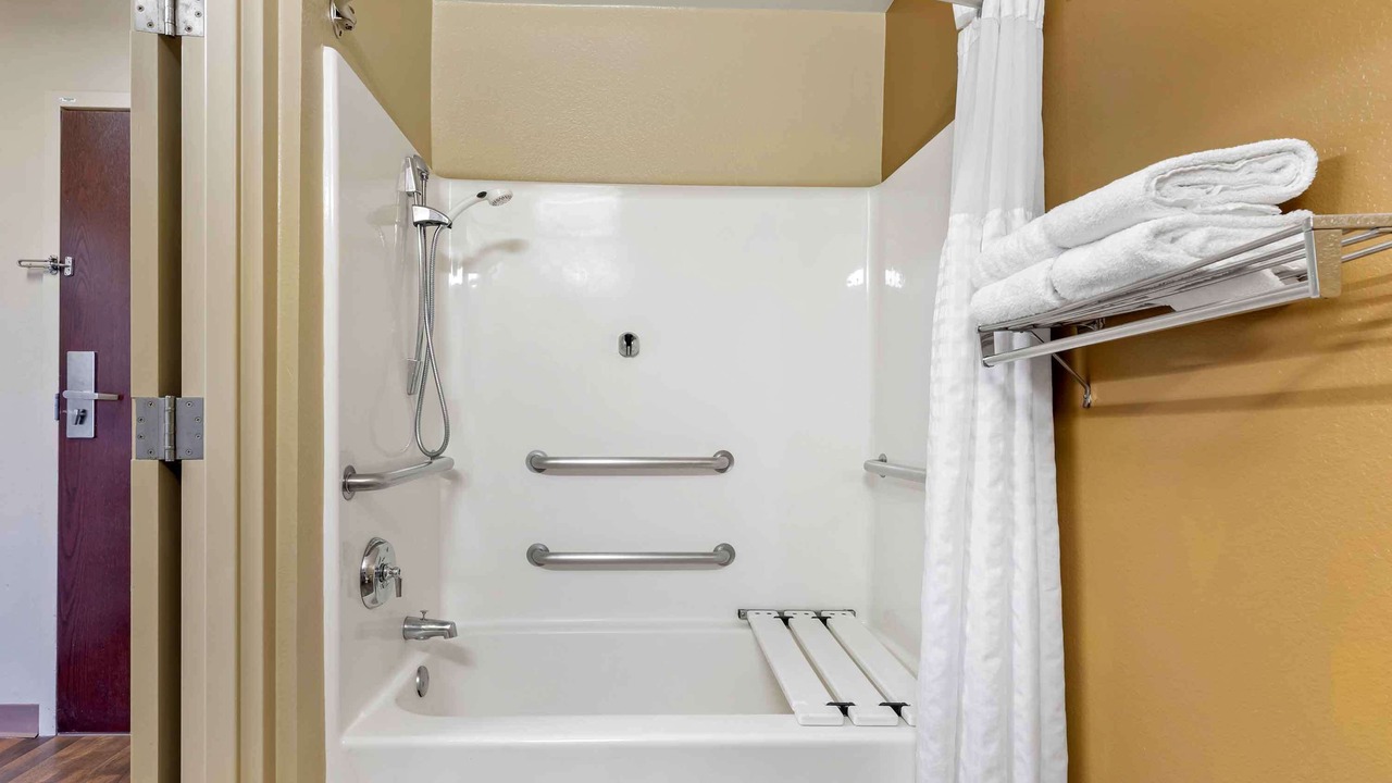 Photo of Bathroom in Delthorne