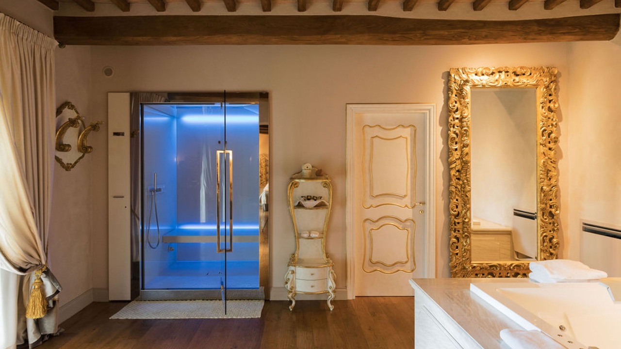 Photo of Bathroom in Cortona