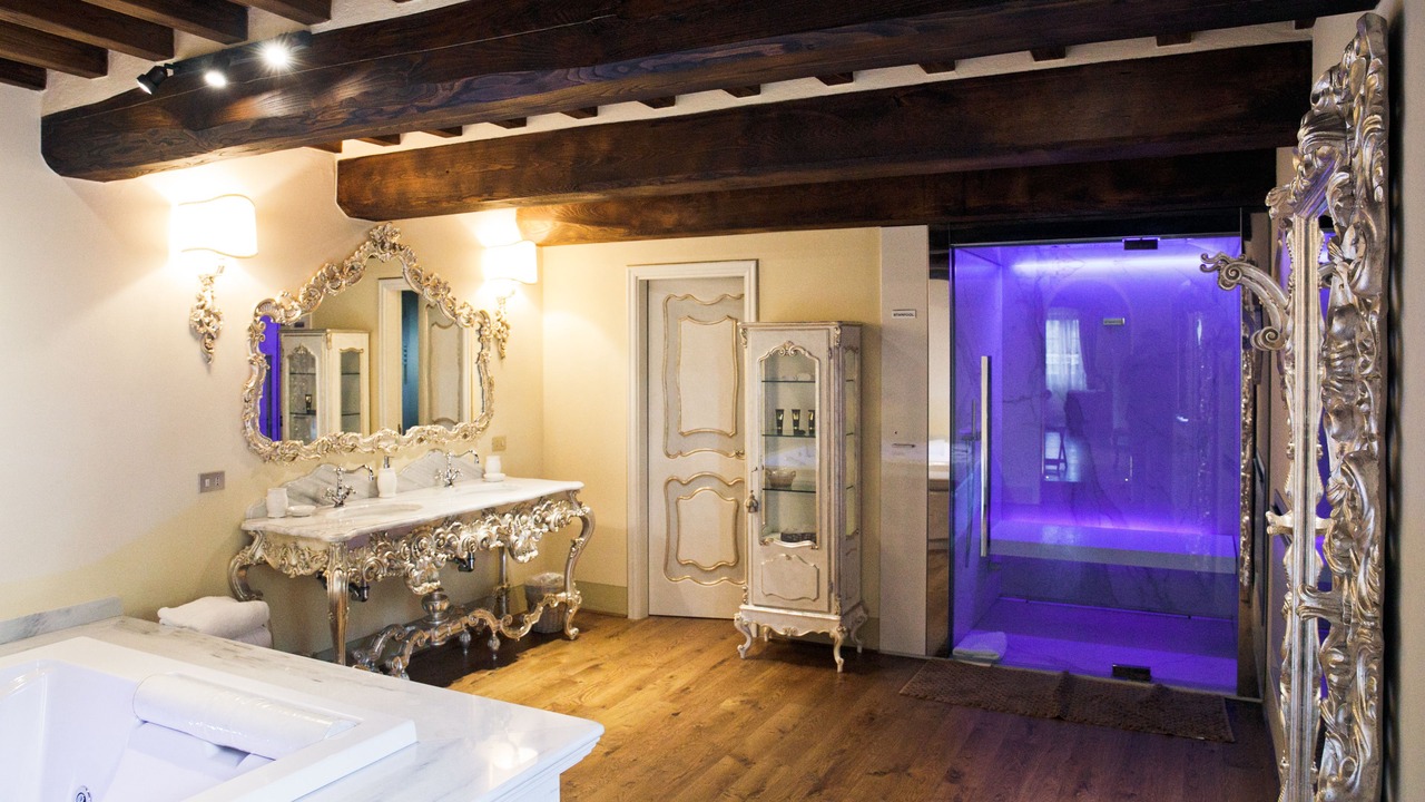 Photo of Bedroom in Cortona