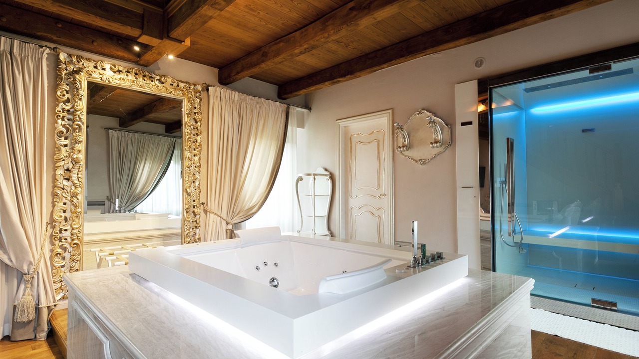Photo of Bedroom in Cortona