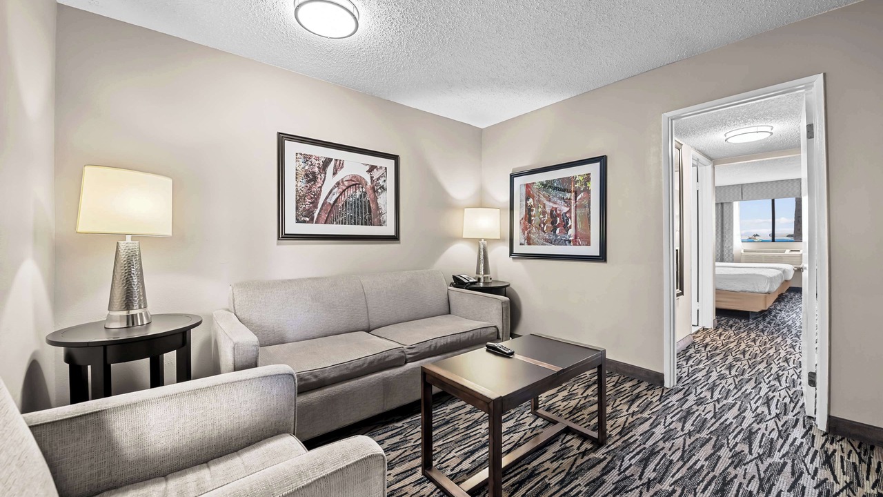 Photo of Bedroom in Los Alamitos