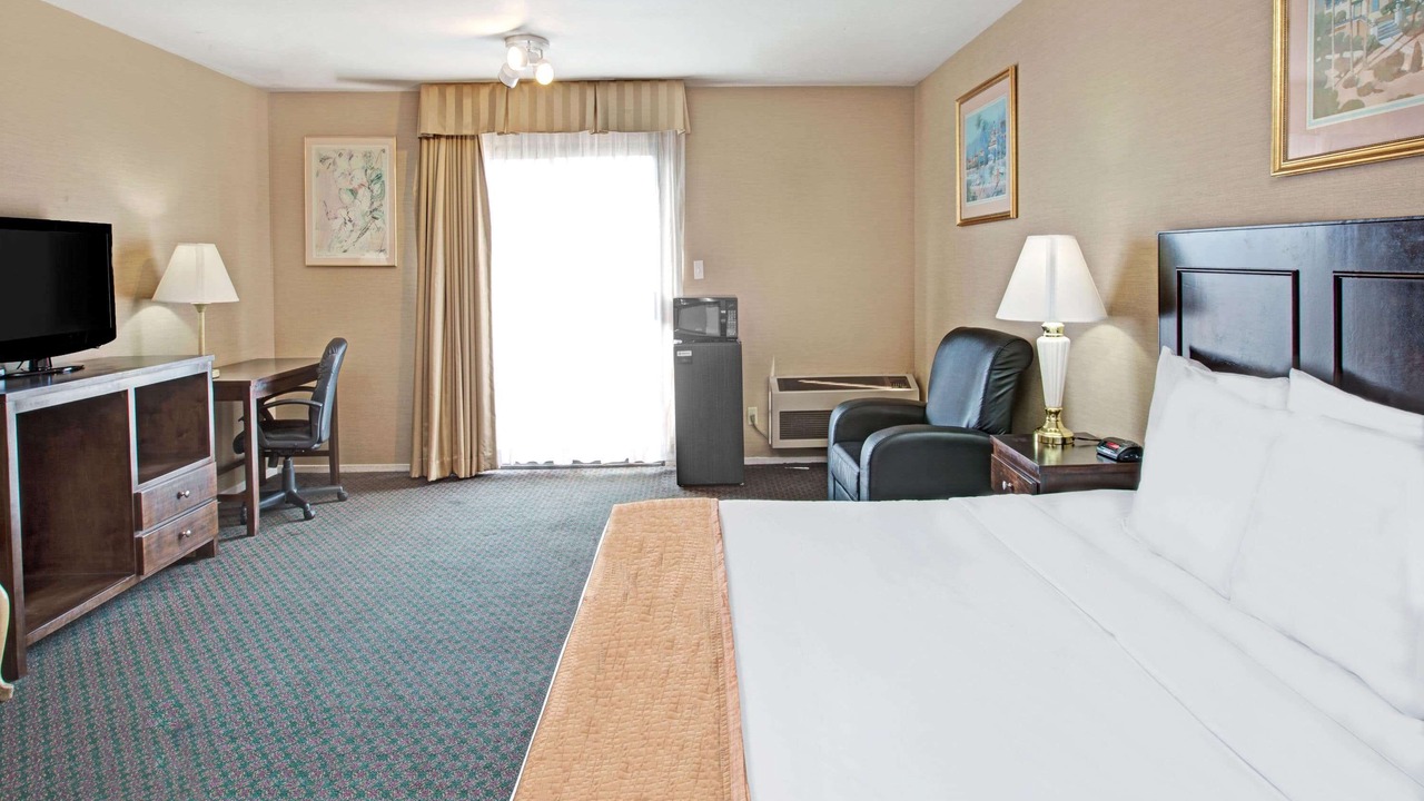 Photo of Bedroom in Delthorne