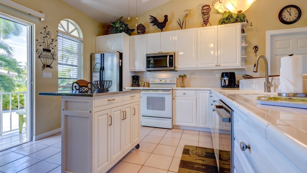 Photo of Kitchen in Sugarloaf Shores