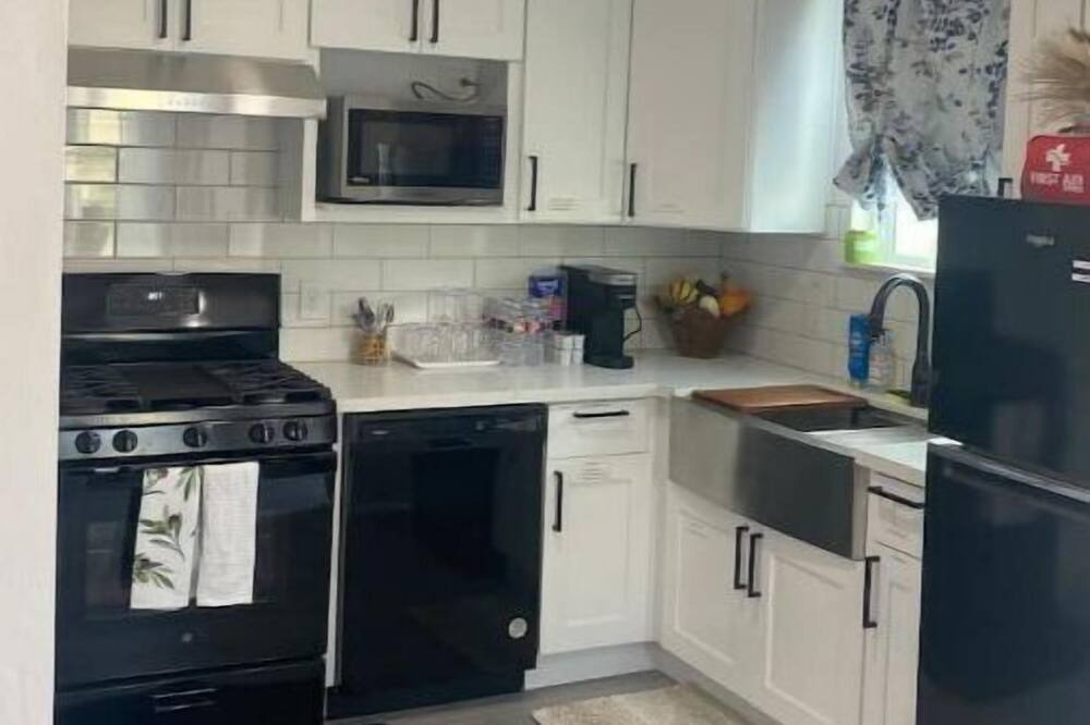Photo of Kitchen in Lawndale