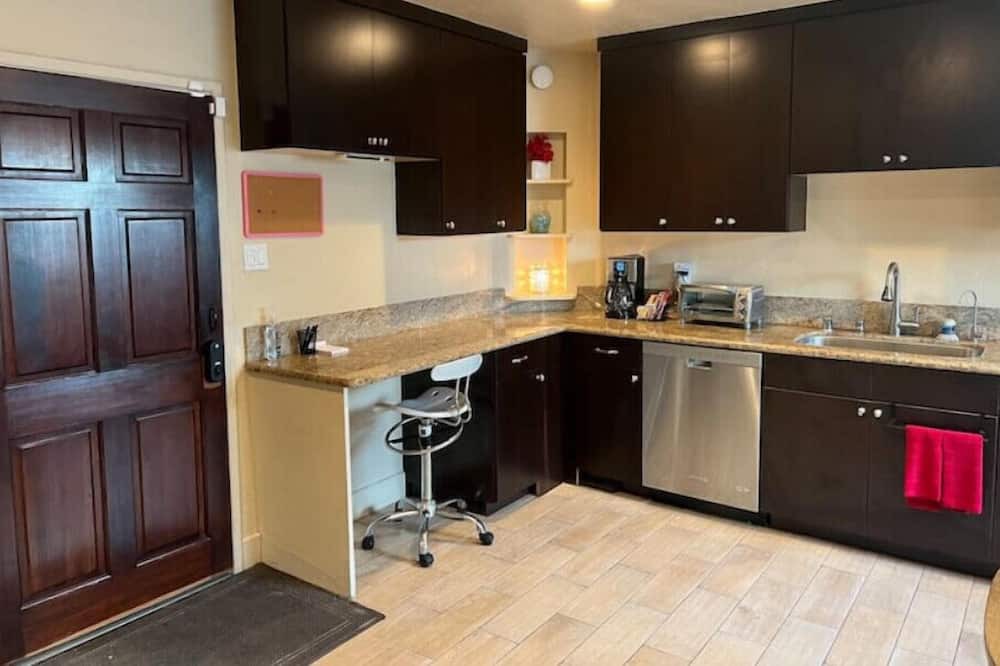 Photo of Kitchen in View Park-Windsor Hills