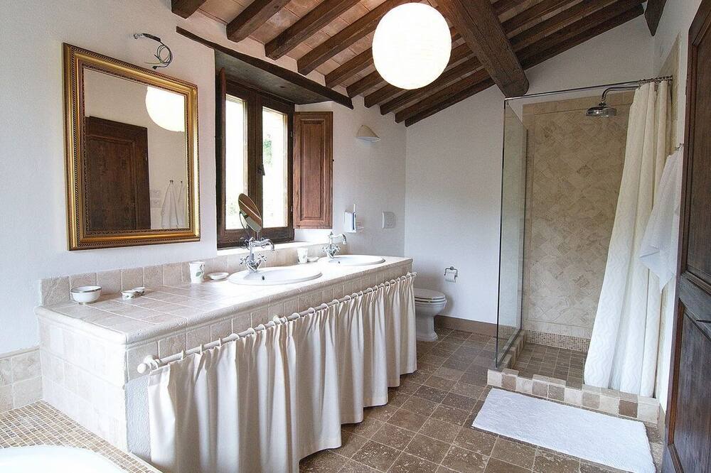 Photo of Bathroom in Pieve di Chio