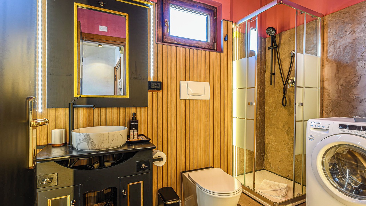 Photo of Bathroom in Zona XVI Torrenova