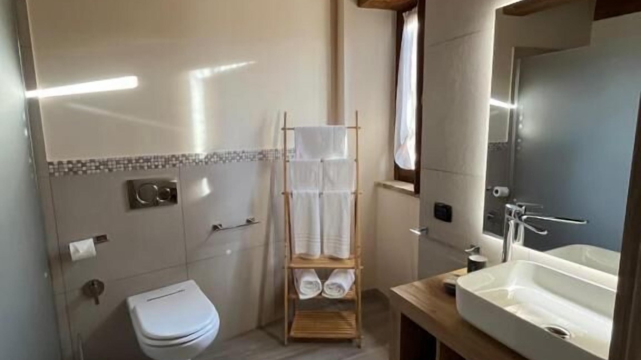 Photo of Bathroom in Amandola
