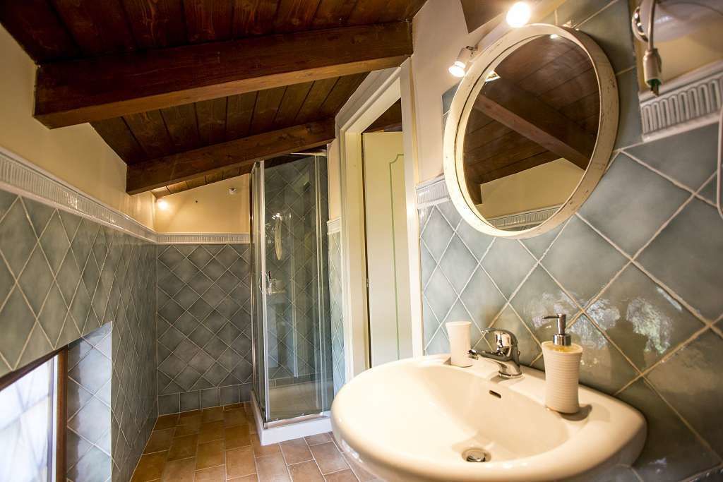 Photo of Bathroom in Crocemaroggia