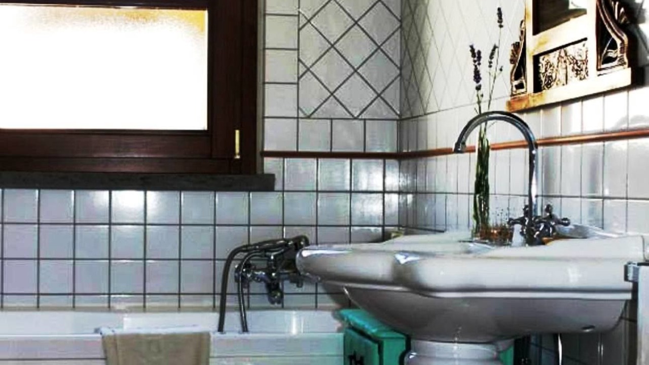 Photo of Bathroom in Sutri