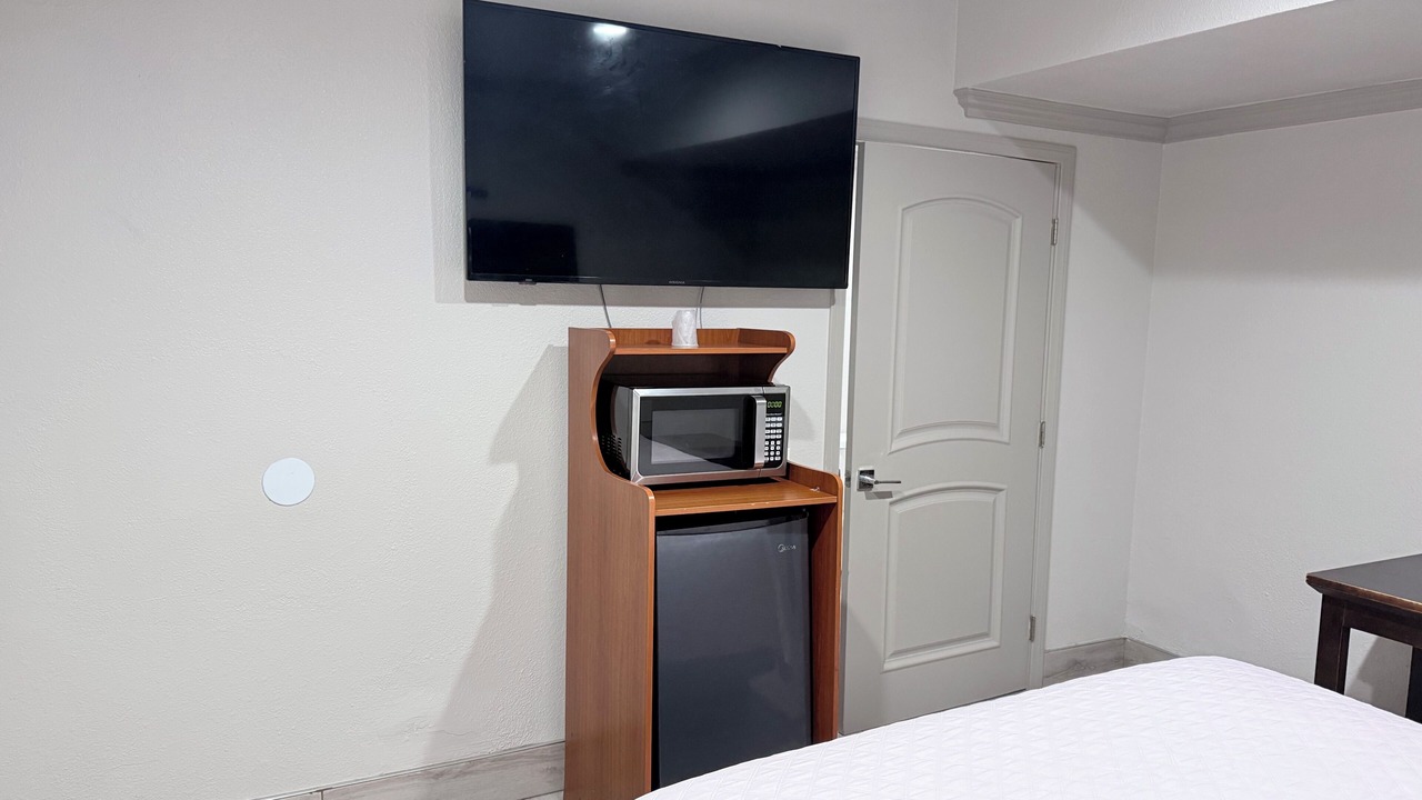 Photo of Bedroom in Lynwood