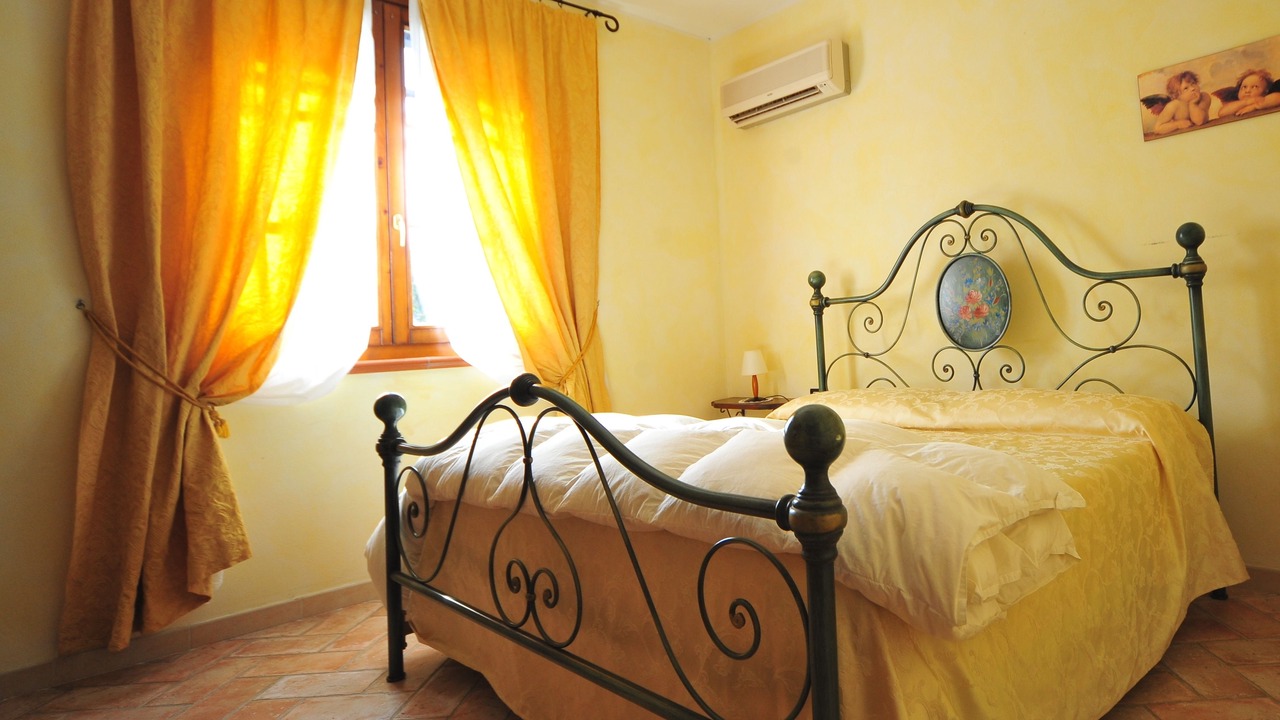 Photo of Bedroom in Campiglia Marittima