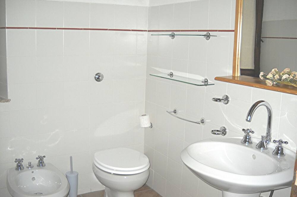 Photo of Bathroom in Castelnuovo di Val di Cecina