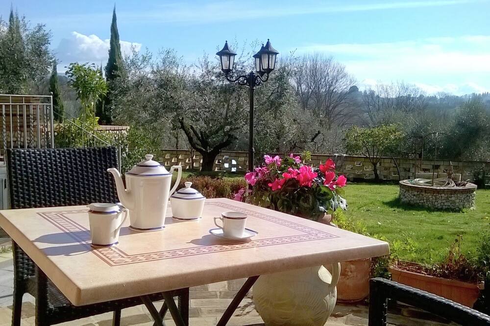 Photo of Patio Balcony in Selci