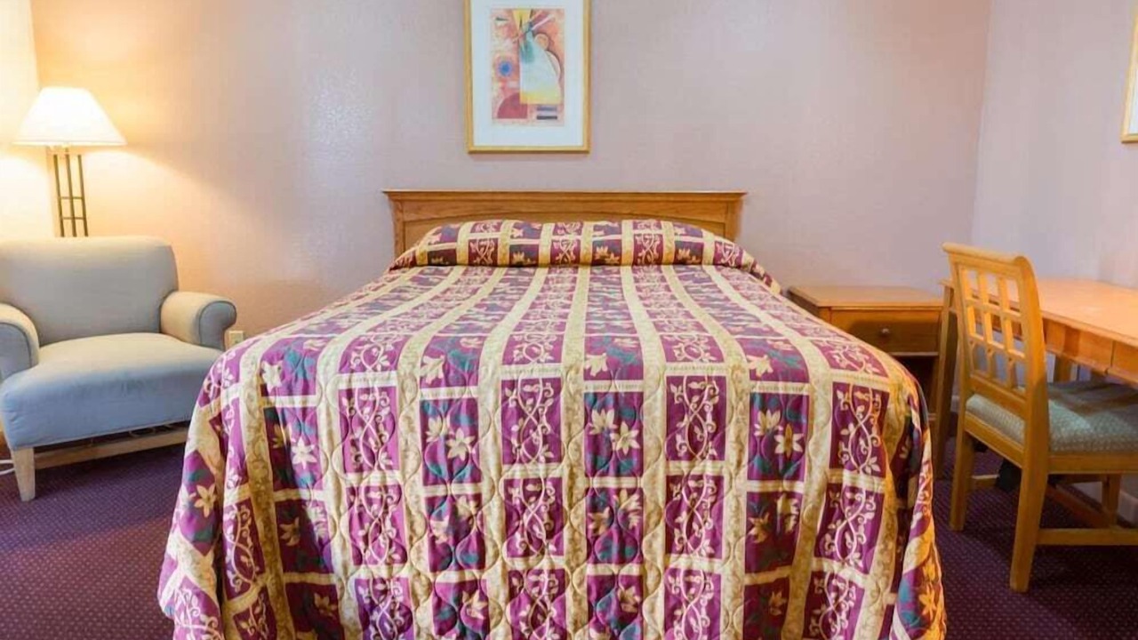 Photo of Bedroom in Lynwood