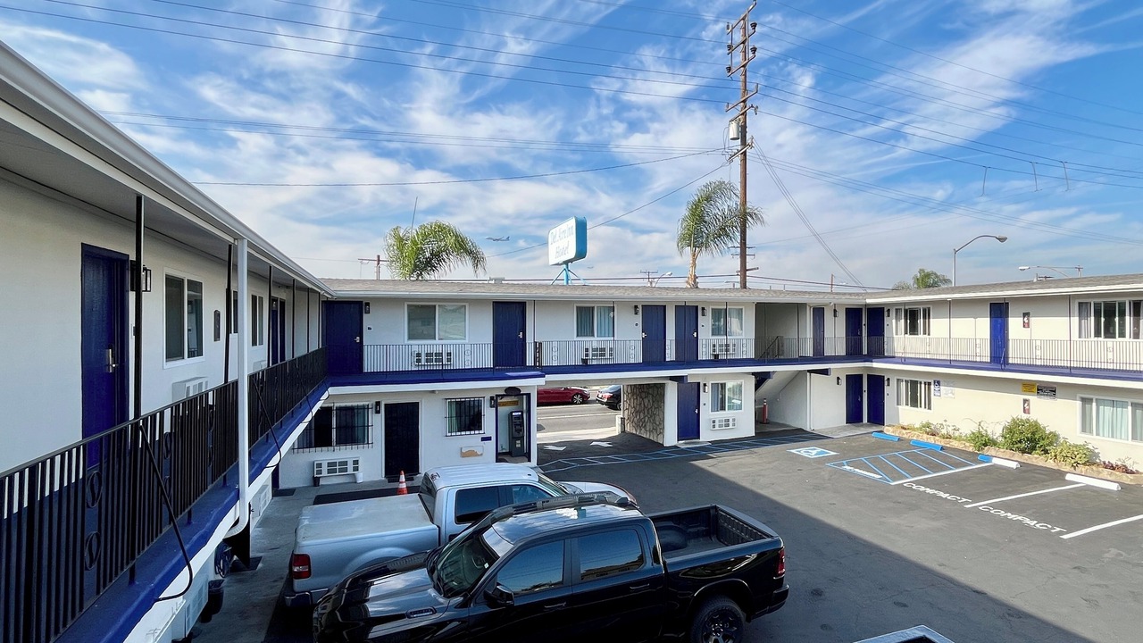 Photo of Outdoor in Hawthorne