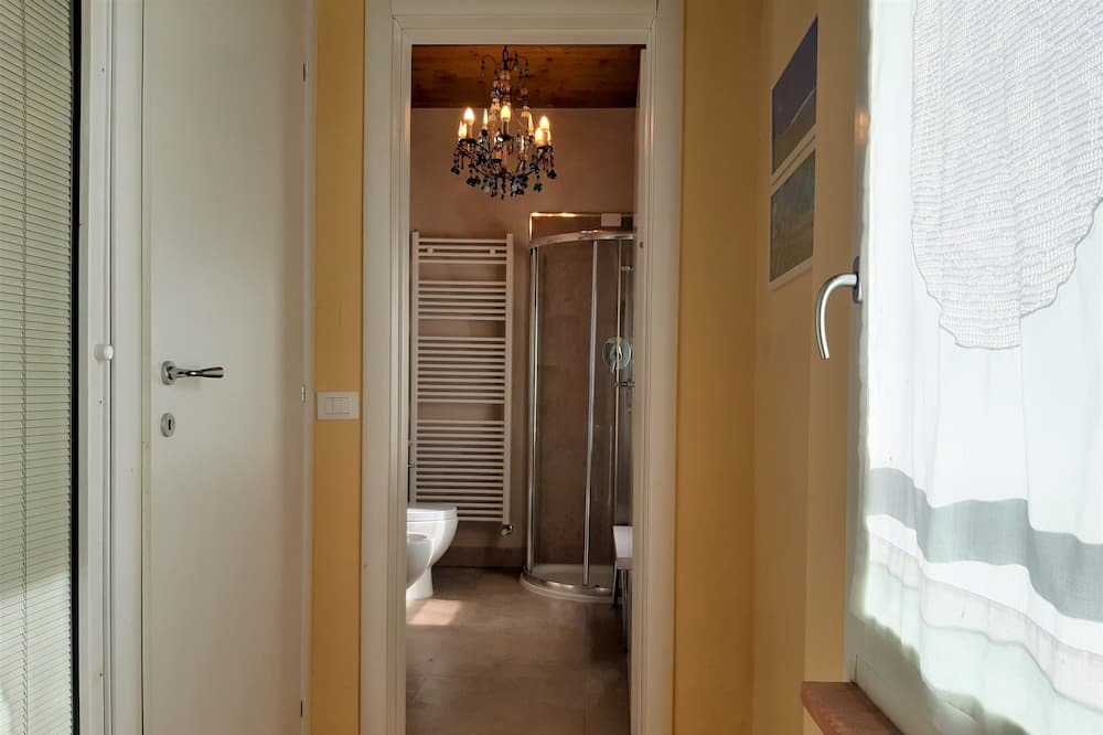 Photo of Bathroom in Voghenza