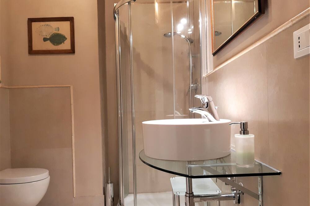Photo of Bathroom in Voghenza