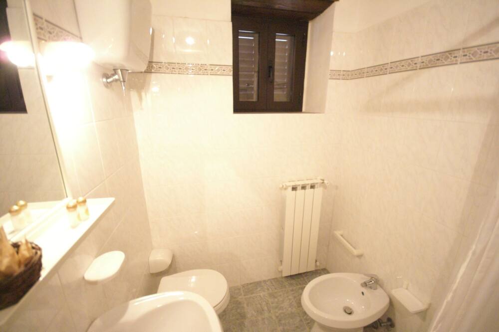 Photo of Bathroom in Fraccano