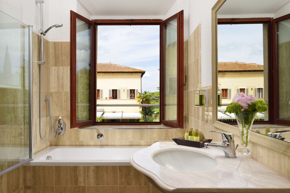 Photo of Bathroom in Mensanello