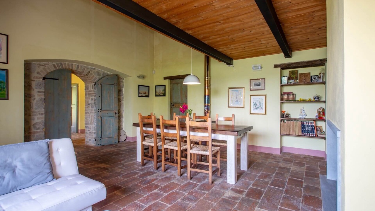 Photo of Bedroom in Montelovesco