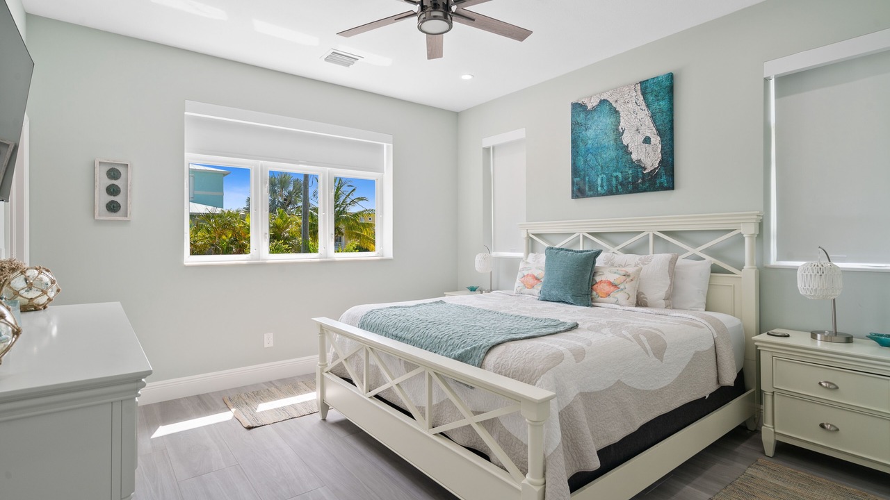 Photo of Bedroom in Summerland Key