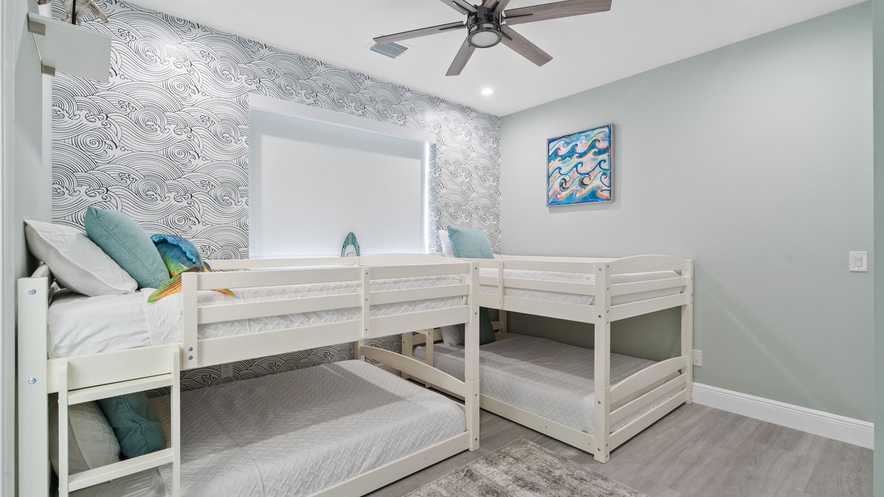 Photo of Bedroom in Summerland Key