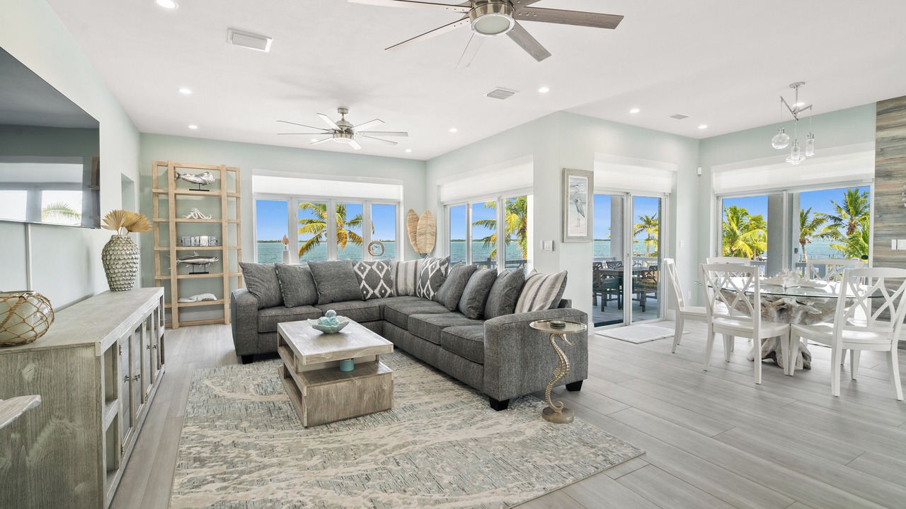 Photo of Livingroom in Summerland Key