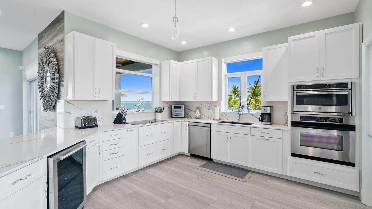 Photo of Kitchen in Summerland Key