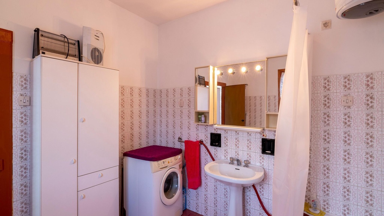 Photo of Bathroom in Polino