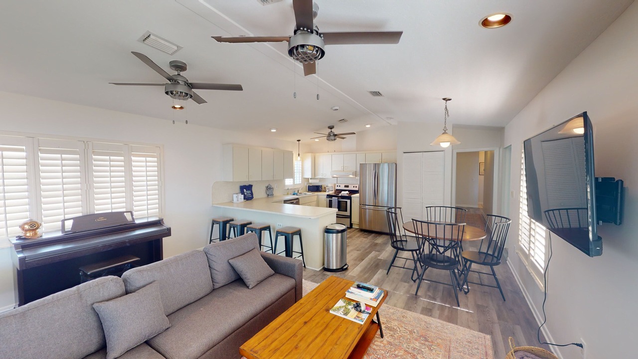 Photo of Bedroom in Cutthroat Harbor Estates