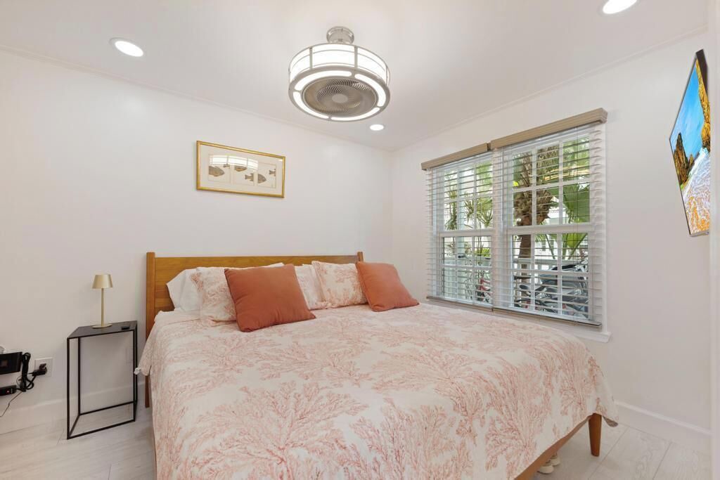 Photo of Bedroom in Truman Annex