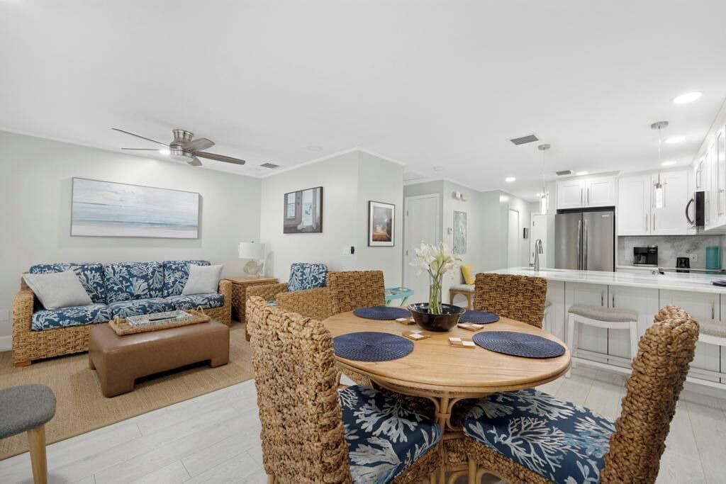 Photo of Livingroom in Truman Annex
