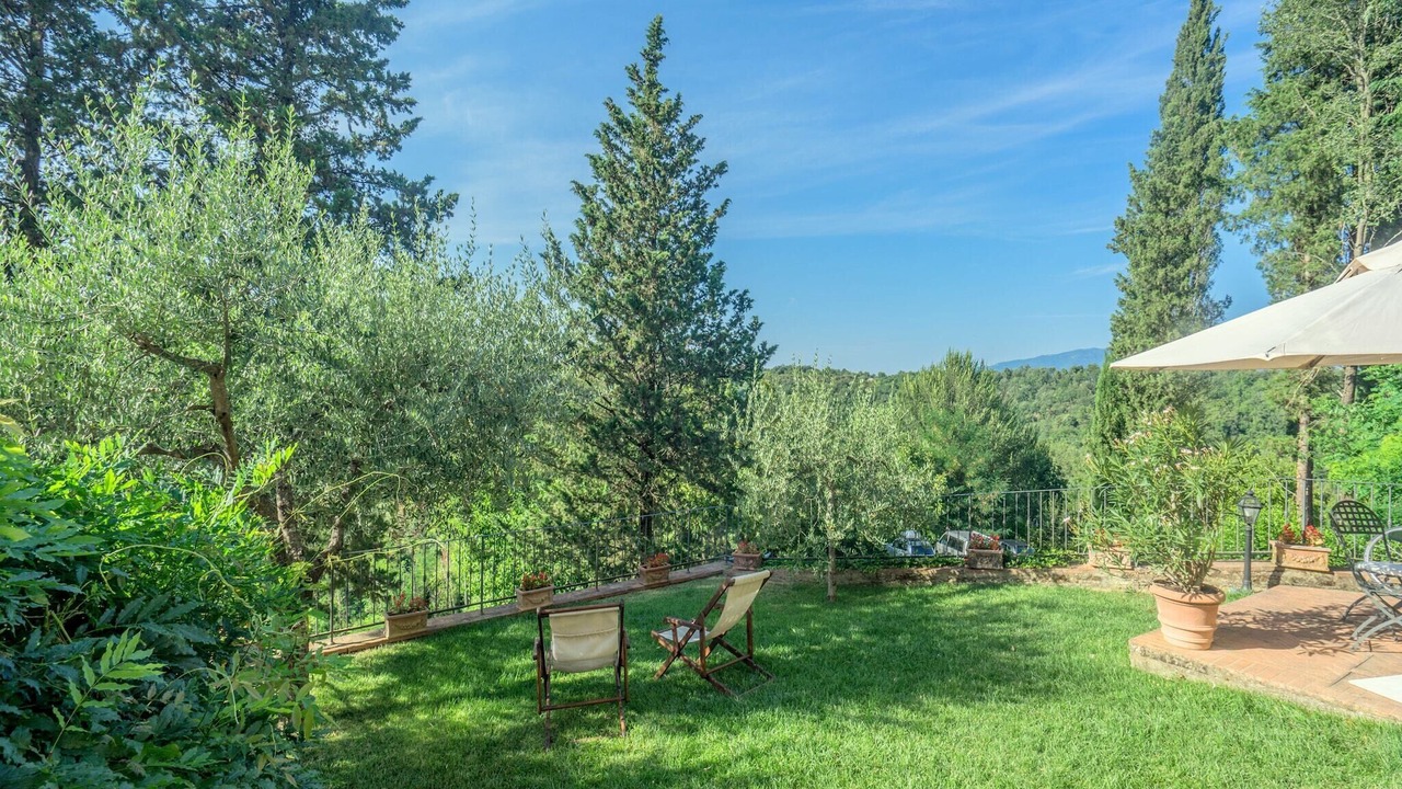 Photo of Patio Balcony in Gaville