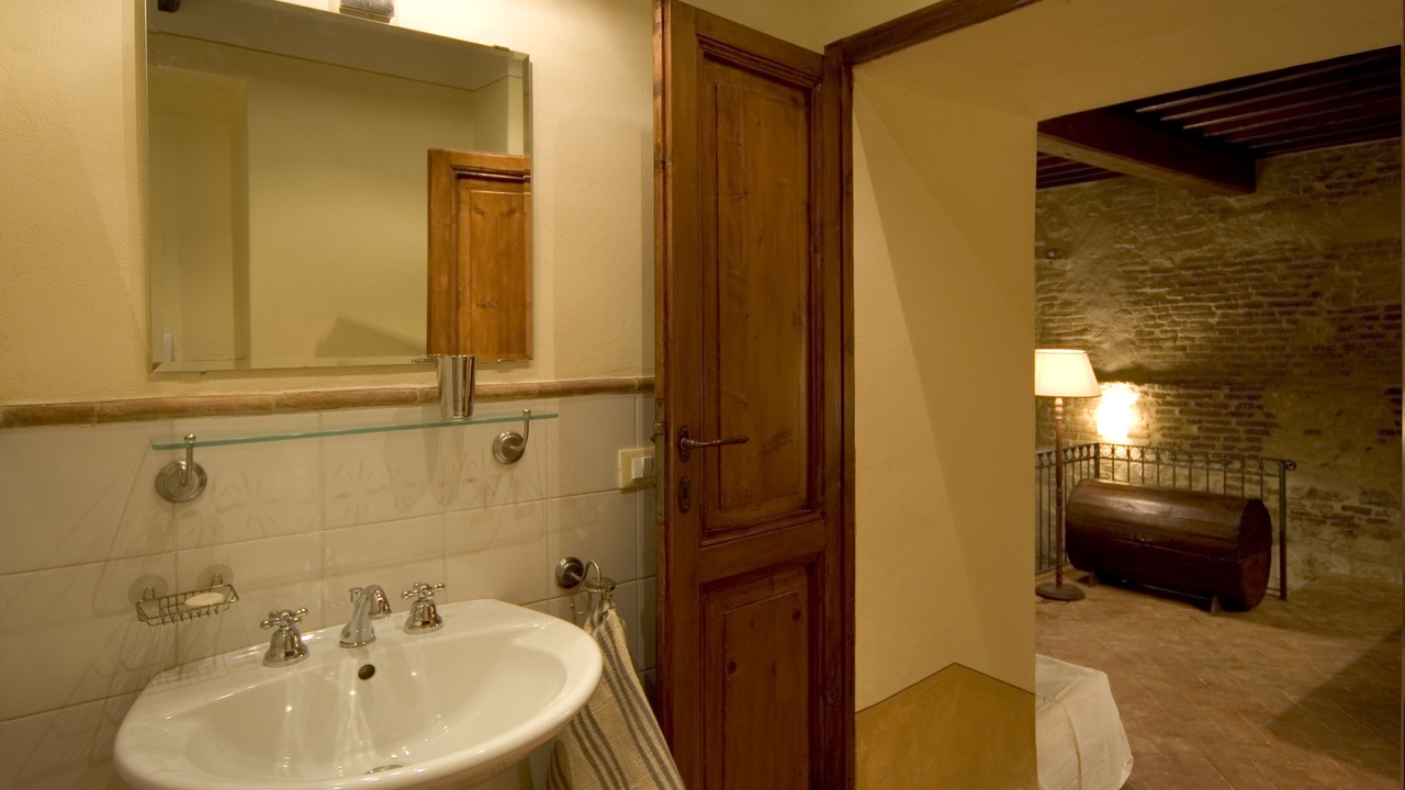 Photo of Bathroom in Montefalco