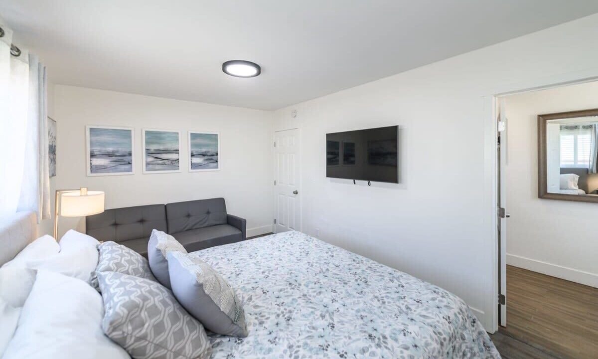 Photo of Bedroom in Fullerton
